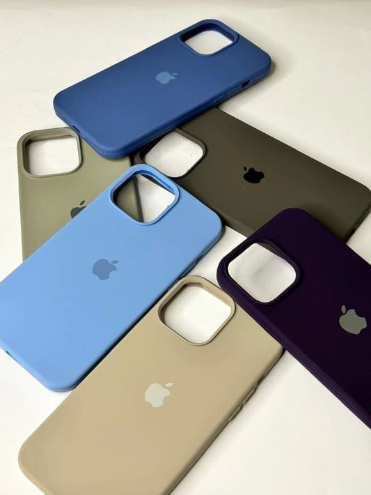 iPhone 13 Silicone Case Soft Liquid Silicone Back Cover